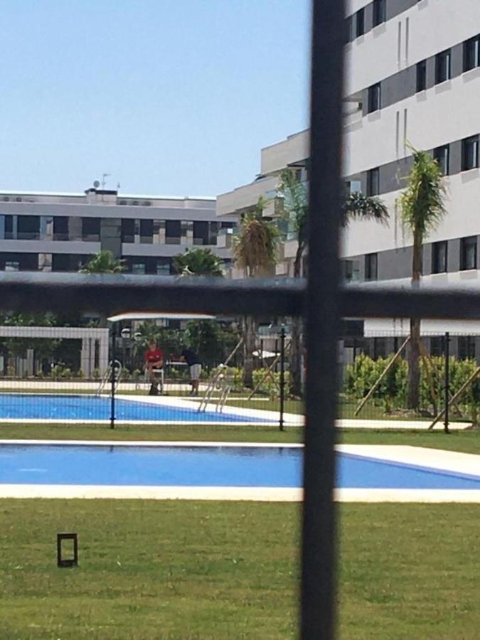 Holidays2Torremolinos Alamos 3 Bedroom & Terrace & Pool Bagian luar foto