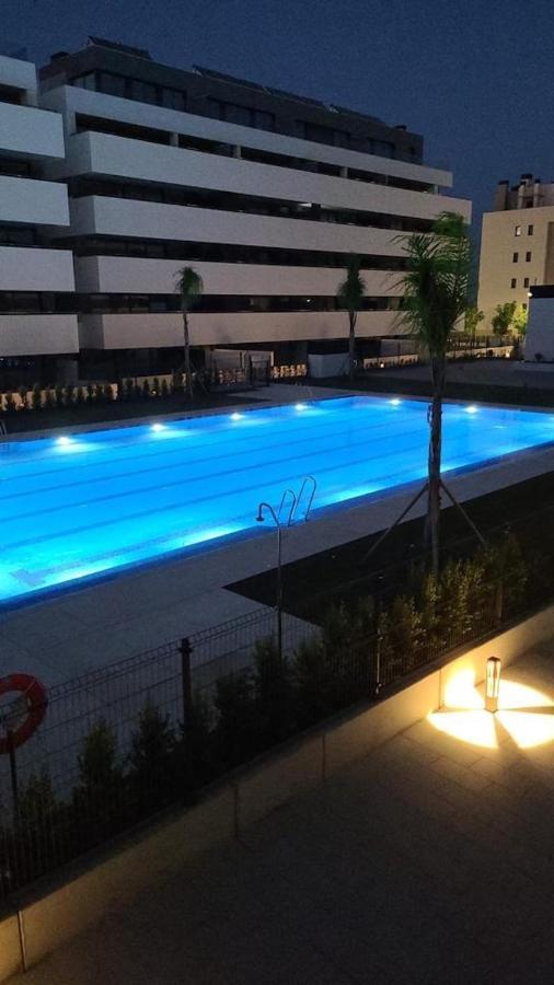 Holidays2Torremolinos Alamos 3 Bedroom & Terrace & Pool Bagian luar foto