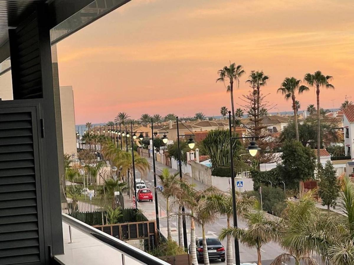 Holidays2Torremolinos Alamos 3 Bedroom & Terrace & Pool Bagian luar foto